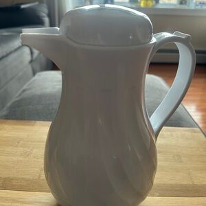 Choice 42 oz. White Swirl Thermal Coffee Carafe / Server